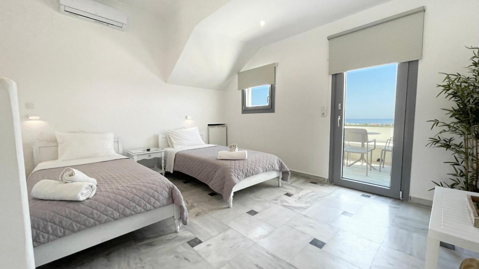 DL Santorini Otel Monólithos Oda fotoğraf